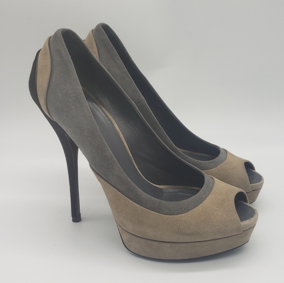 560- Gucci Platform Shoes Size 37 EU 6.5US Made in Italy - Picture 1 of 12